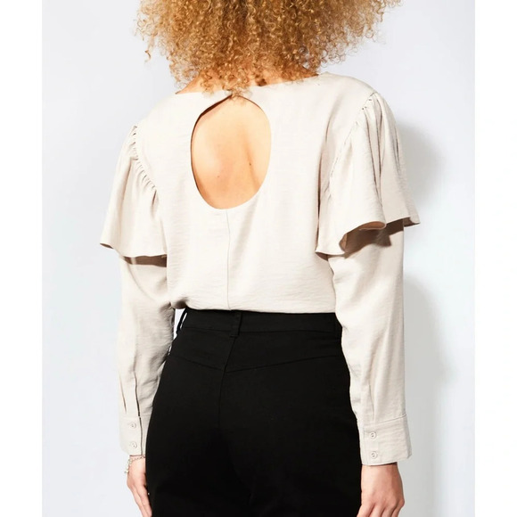 The Odells Tops - The Odells Ruffle Shoulder Long Sleeve Top Blouse in Beige Cottagecore Size S